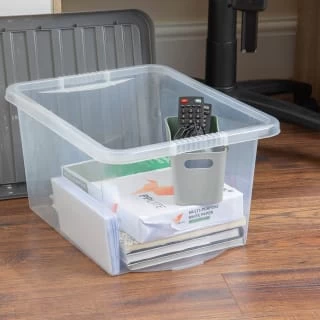 B&M Clear Storage Box With Lid 30L - Grey 3 B&M Clear Storage Box With Lid 30L - Grey - Image 3